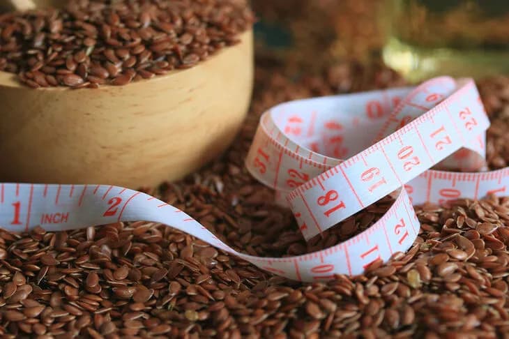 Jak jeść siemię lniane na odchudzanie i skutecznie zredukować wagę